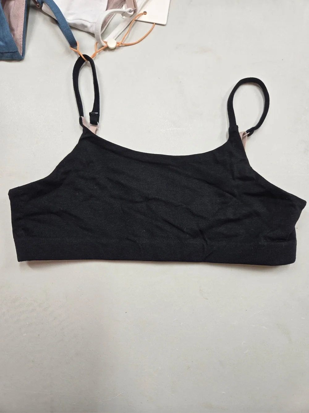 NWT QUINCE 3 Pack Organic Adjustable Bras Size 8 Girls Multi 0455
